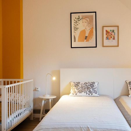 Apartamento Big Flat With Fresh Renovation, Free Parking, Sonyps, Netflix Duisburg Exterior foto