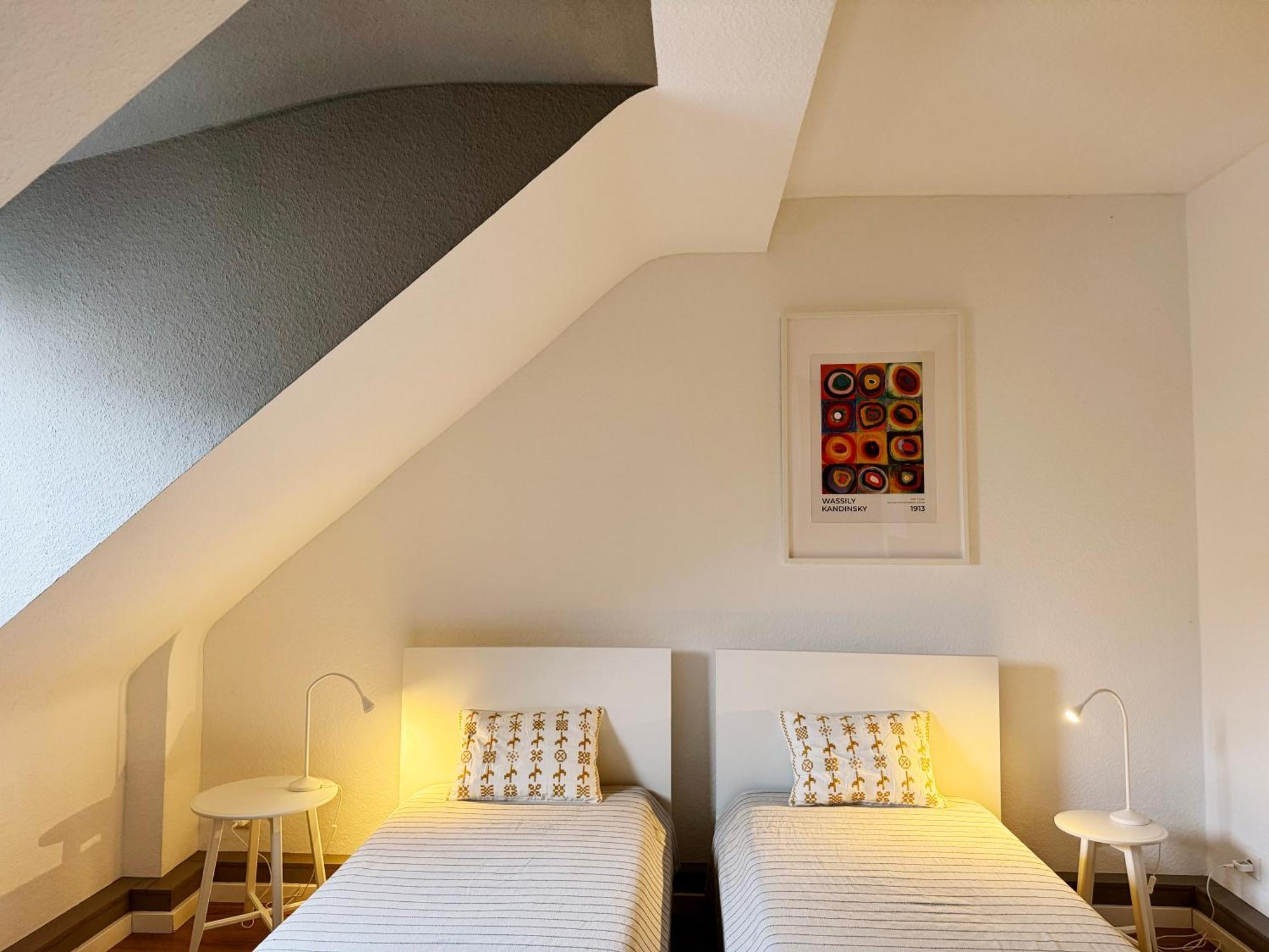 Apartamento Big Flat With Fresh Renovation, Free Parking, Sonyps, Netflix Duisburg Exterior foto
